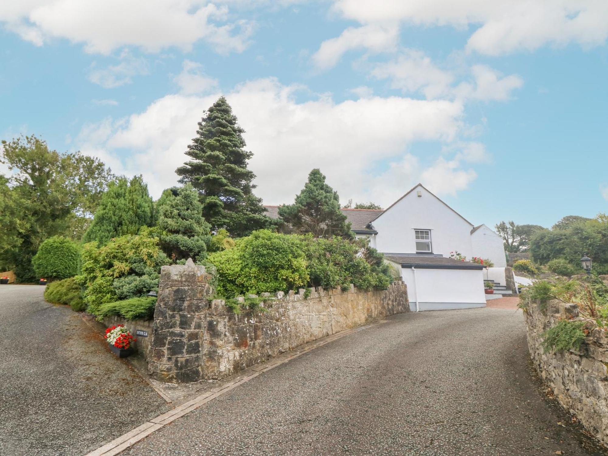 Bwthyn Clai Villa Llangefni Exterior photo